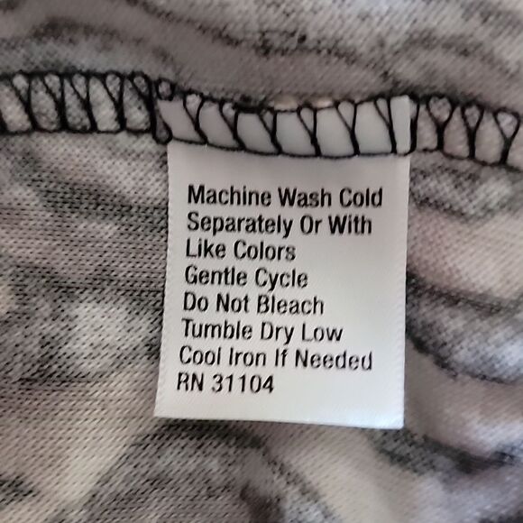 Kim Rogers velour animal print zip up. Size XL - Picture 8 of 8